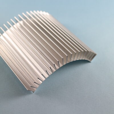 No.198フォールディングフィン　湾曲形状