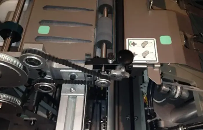 フォールディングフィンでエアシリンダーの過剰昇温を防止