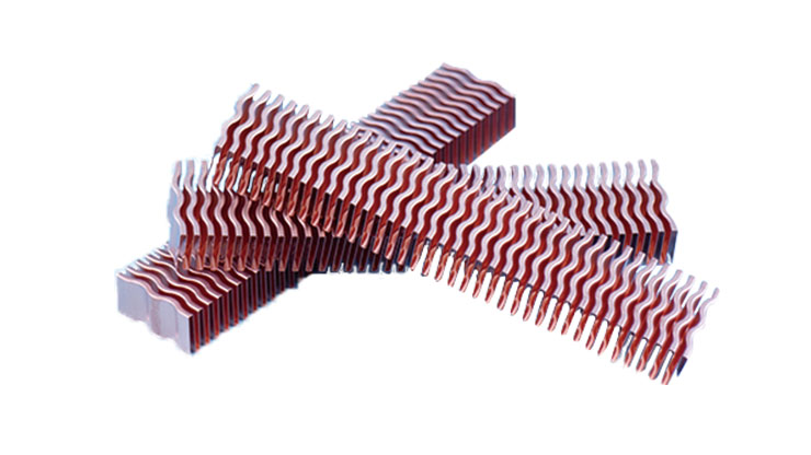 フィンピッチが狭く、フィン高さが高い、高アスペクト比を実現。 平面にも曲面にも取り付け可能な銅製ウェーブフィン